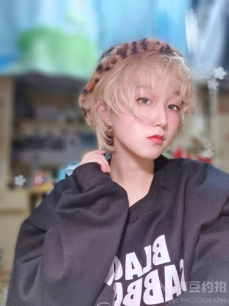 少女模特