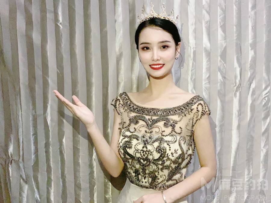 商务模特