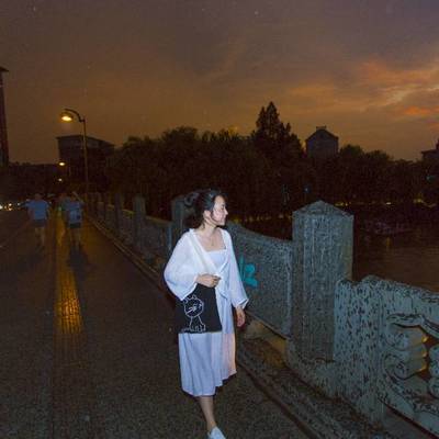 夜景模特