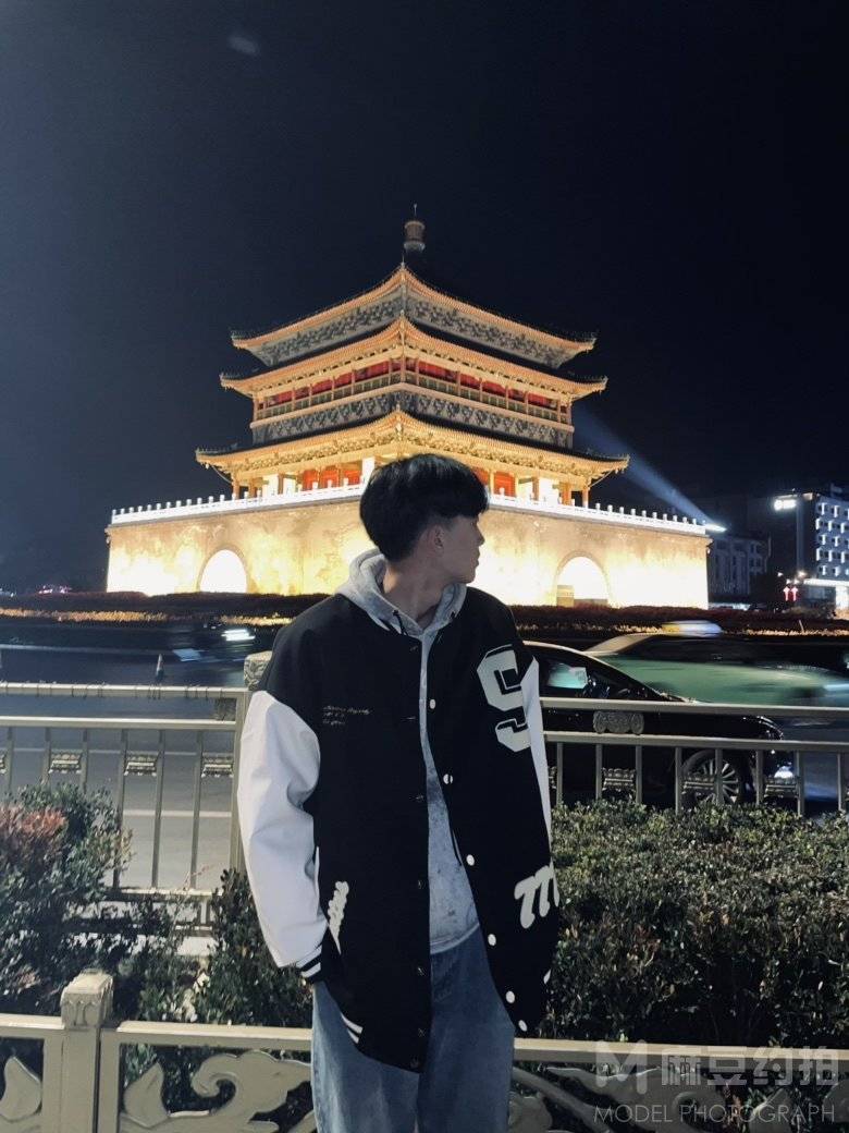 夜景模特