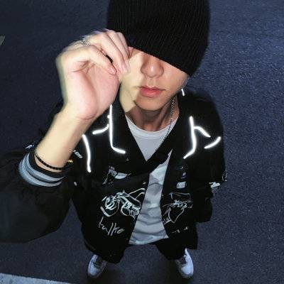 黑白模特