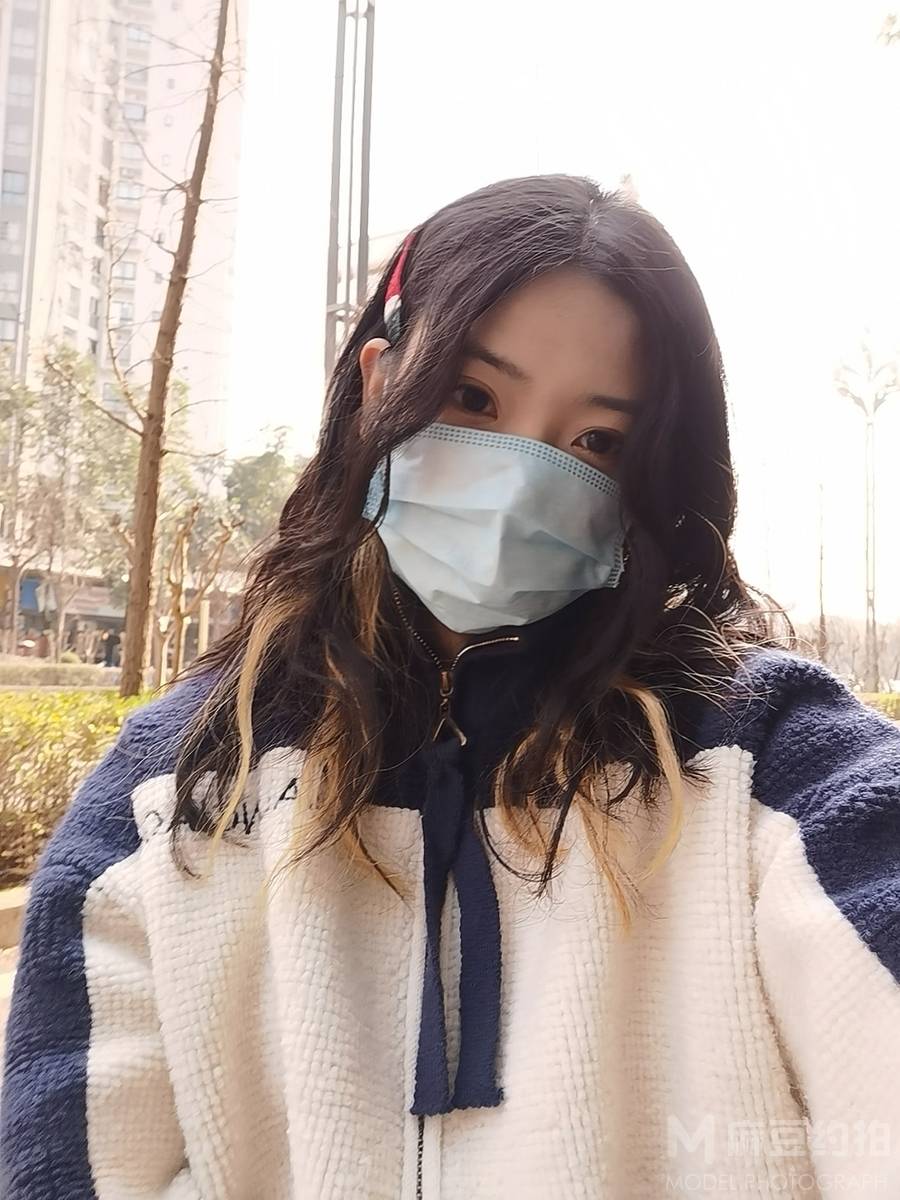 纪实模特
