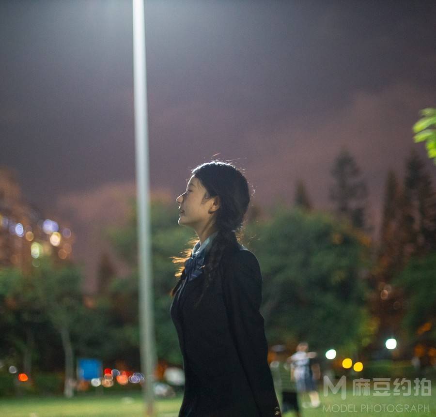 夜景模特