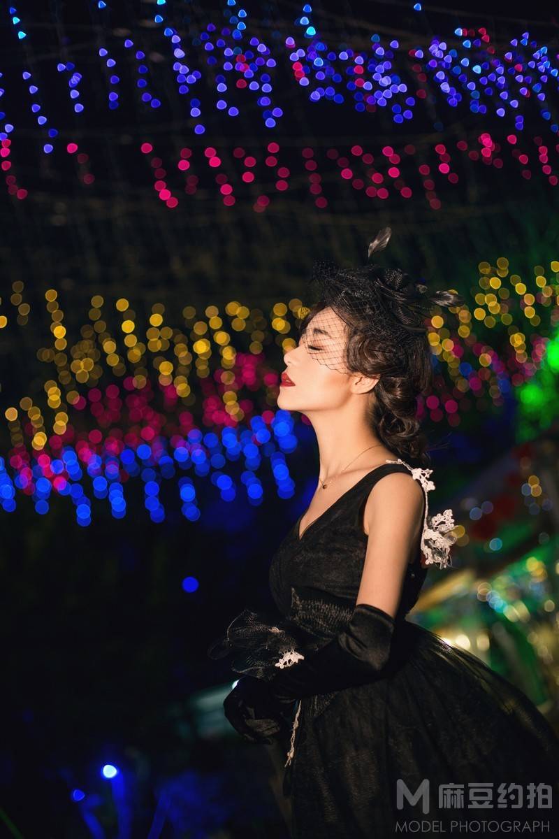 夜景模特