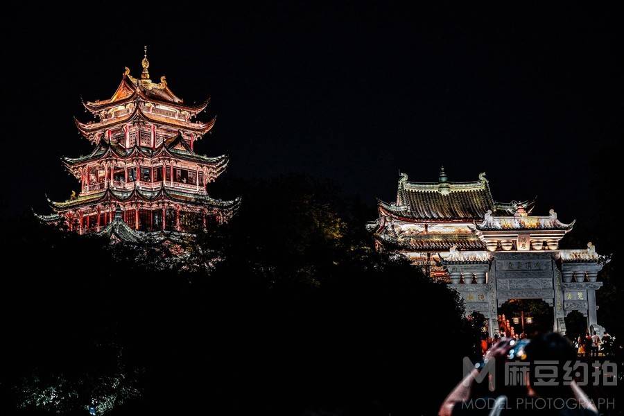 夜景模特