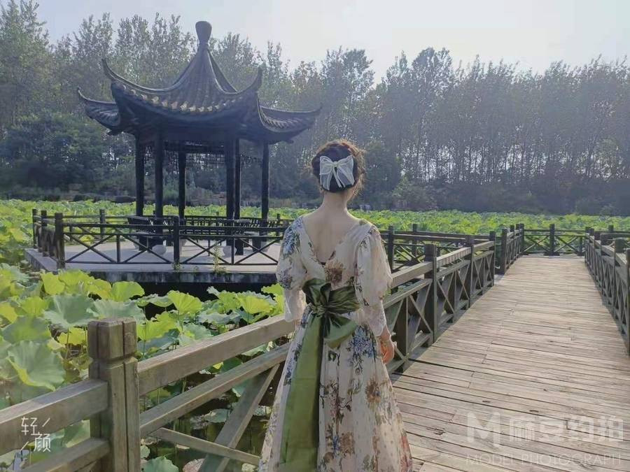 清新模特