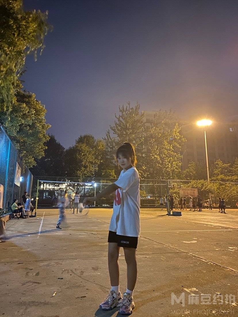 清新模特