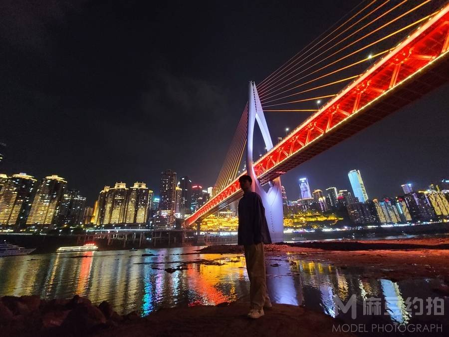 夜景模特