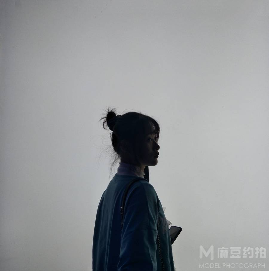 黑白模特