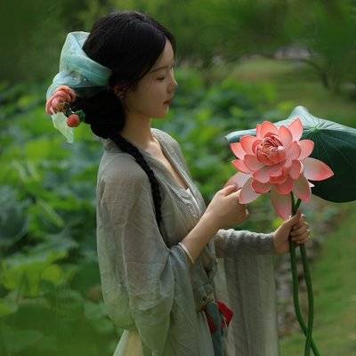 汉服模特