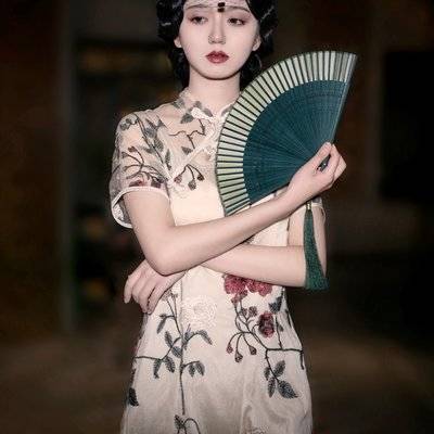 民国模特