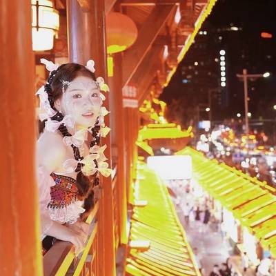 夜景模特