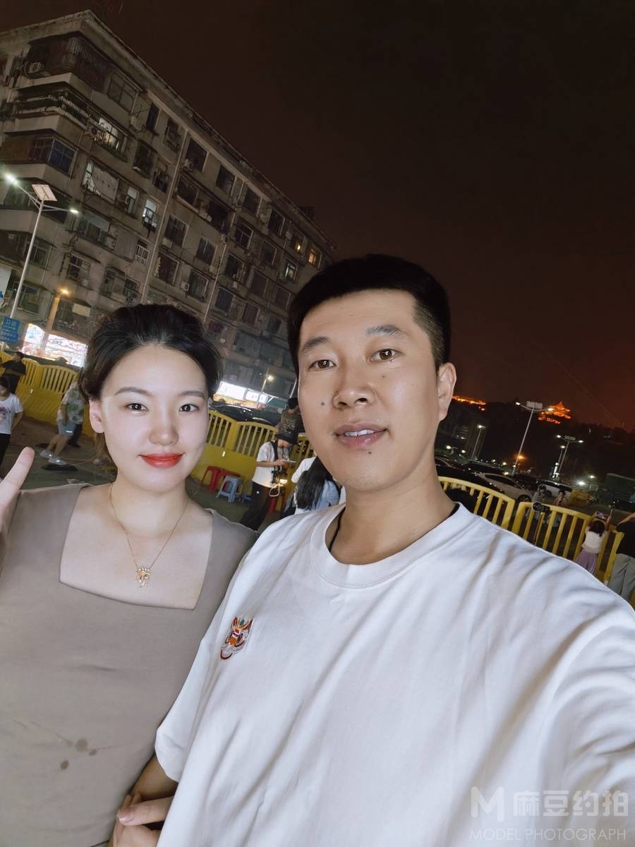 情侣模特