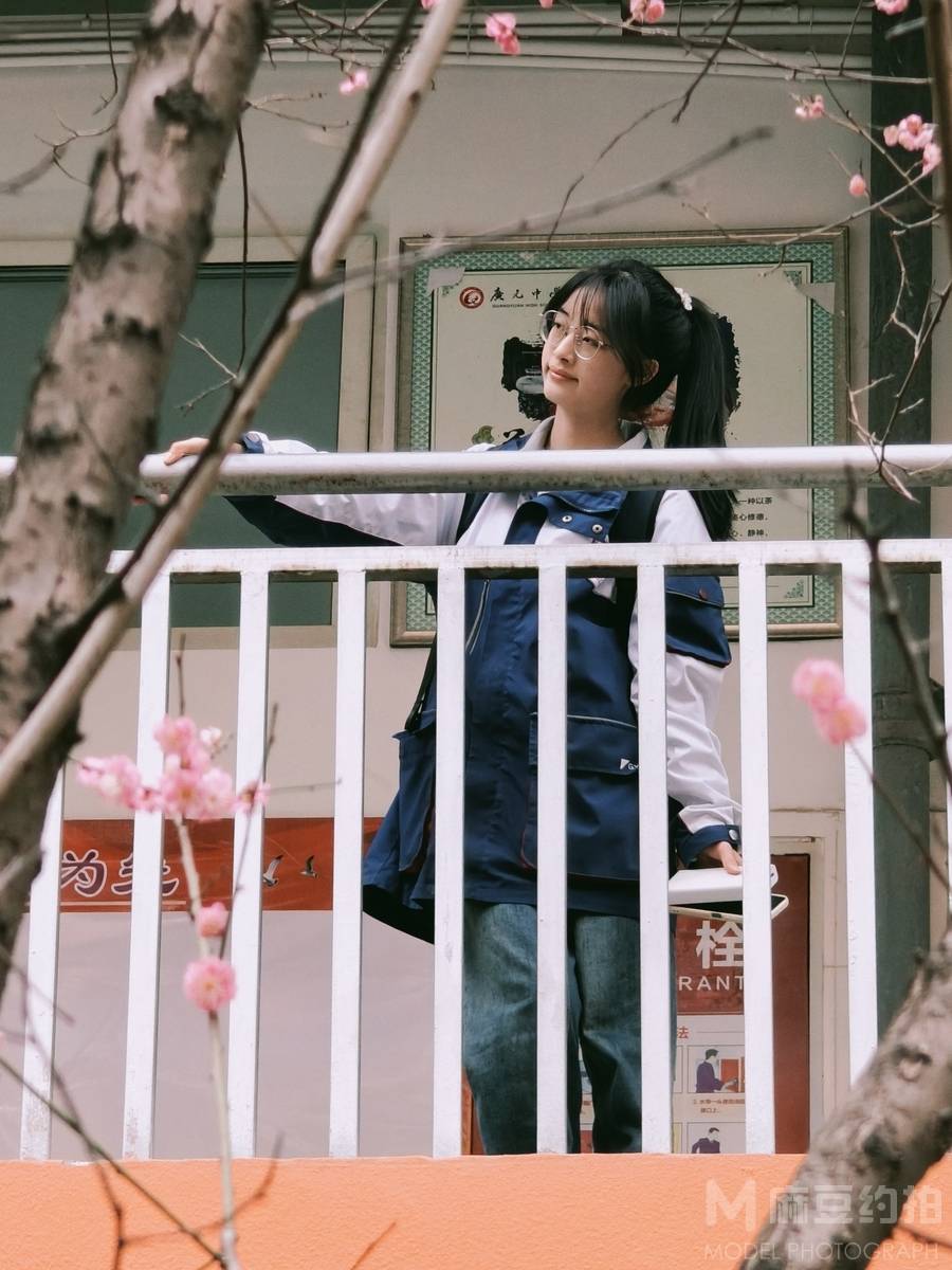 校园模特