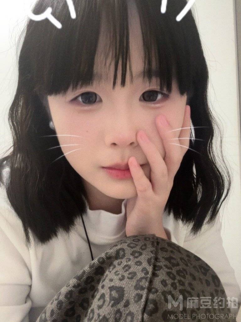 清新模特