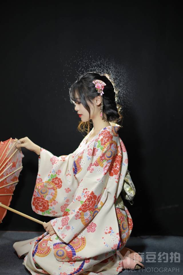 和服模特