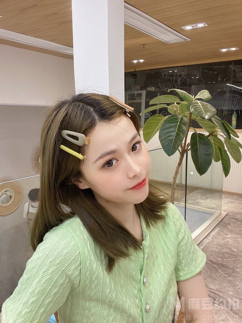 商务模特