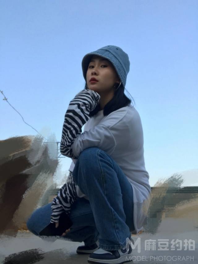 情绪模特