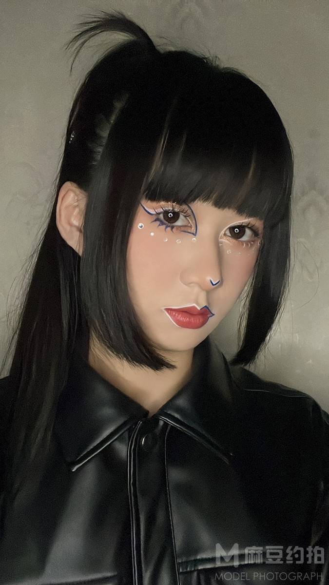 暗黑模特