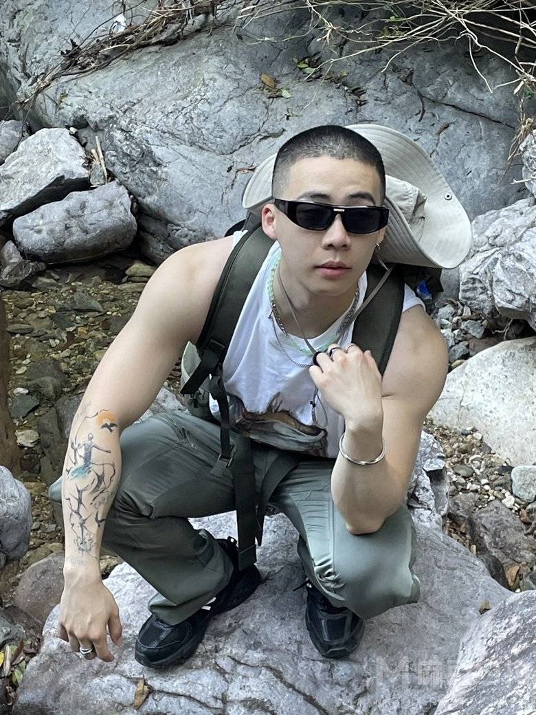 纪实模特
