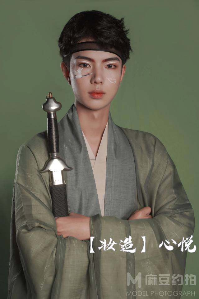 妆容模特
