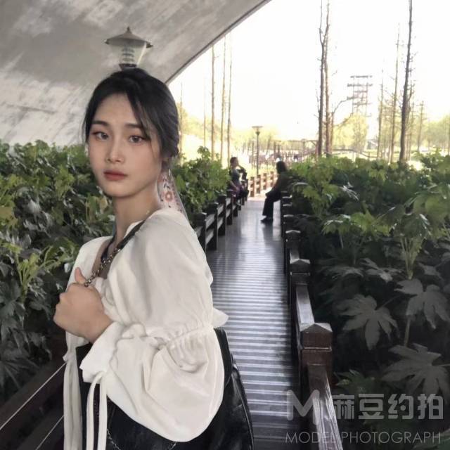 民国模特