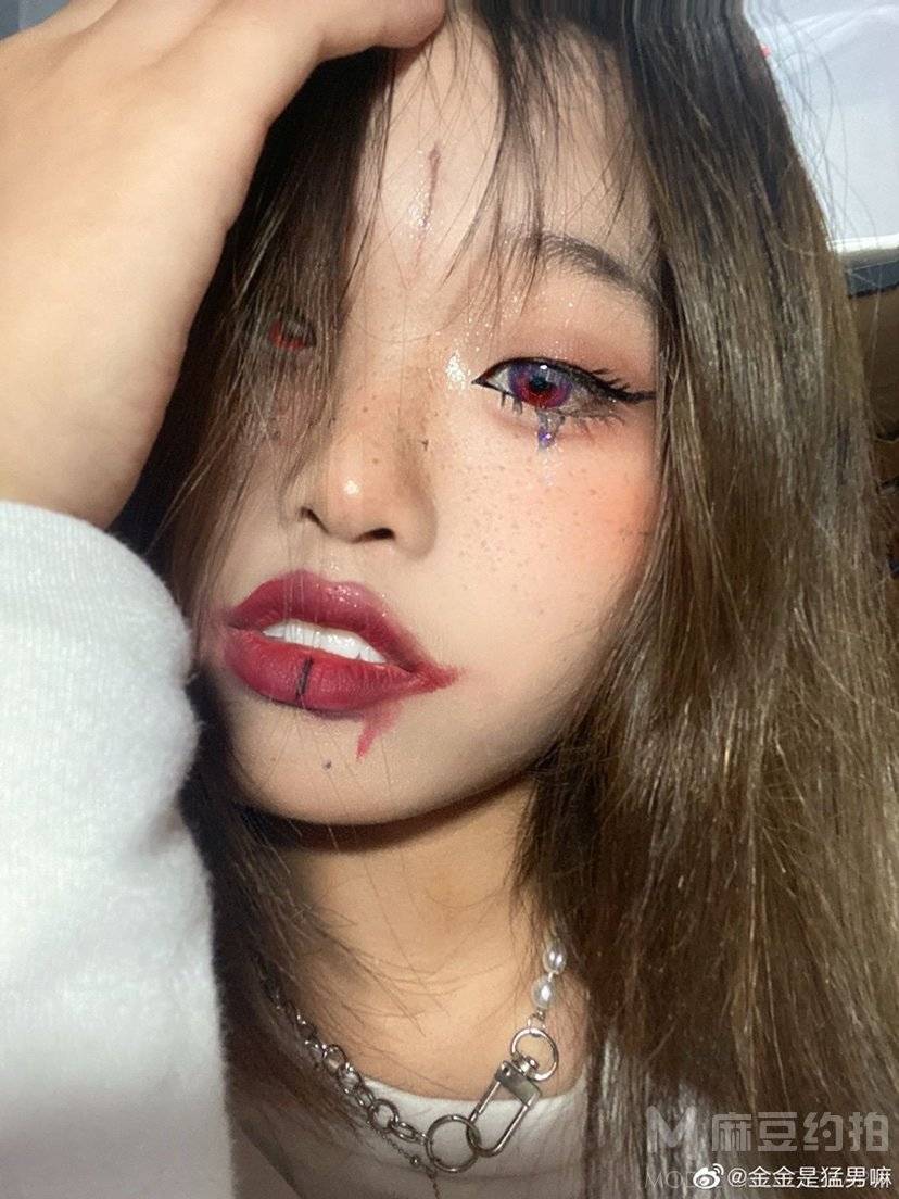 妆容模特