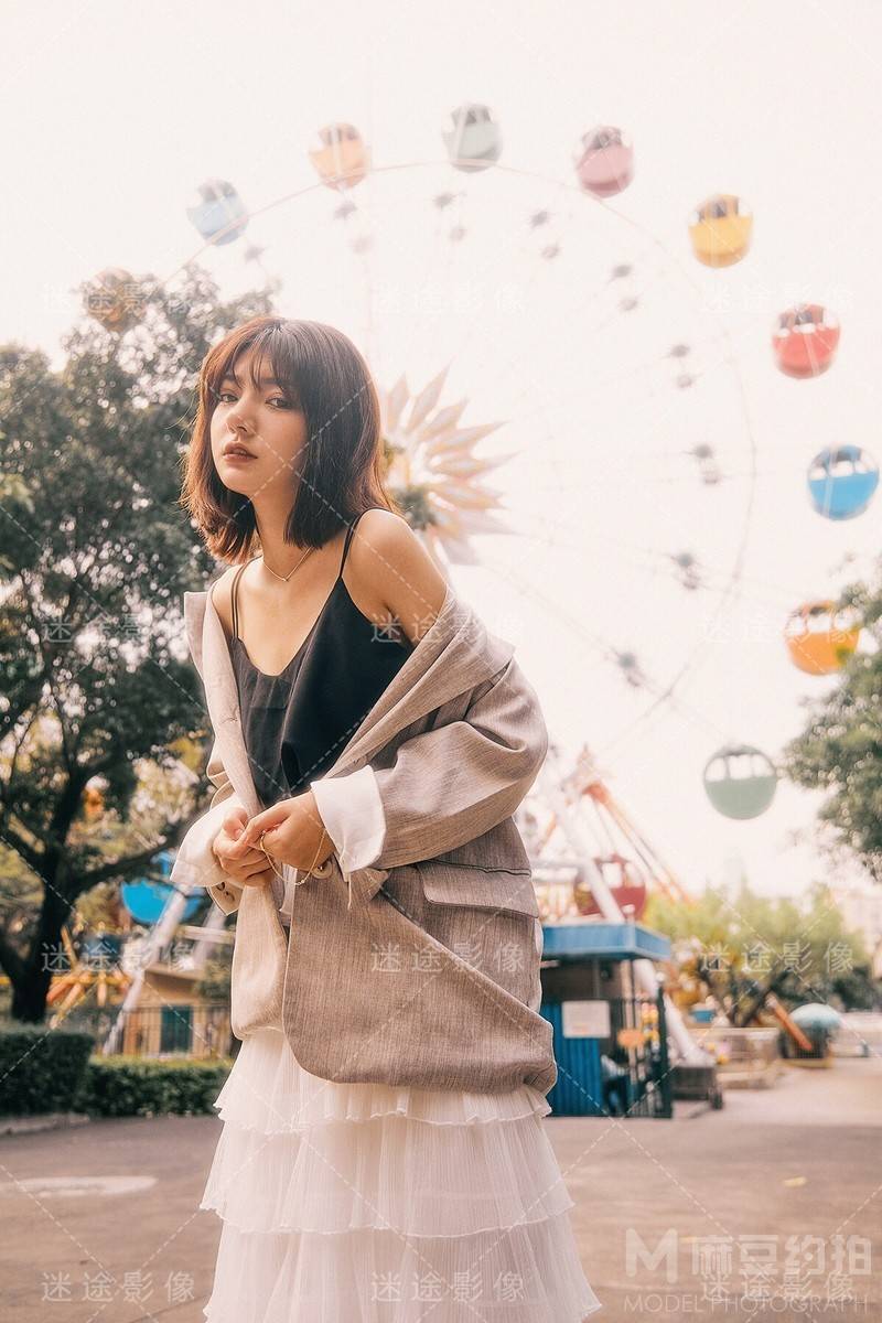 情绪模特