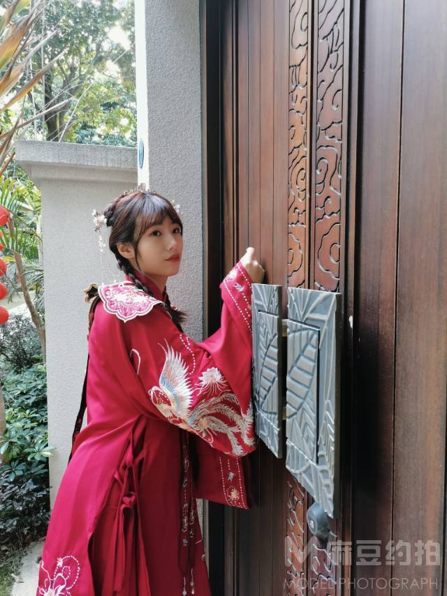 汉服模特