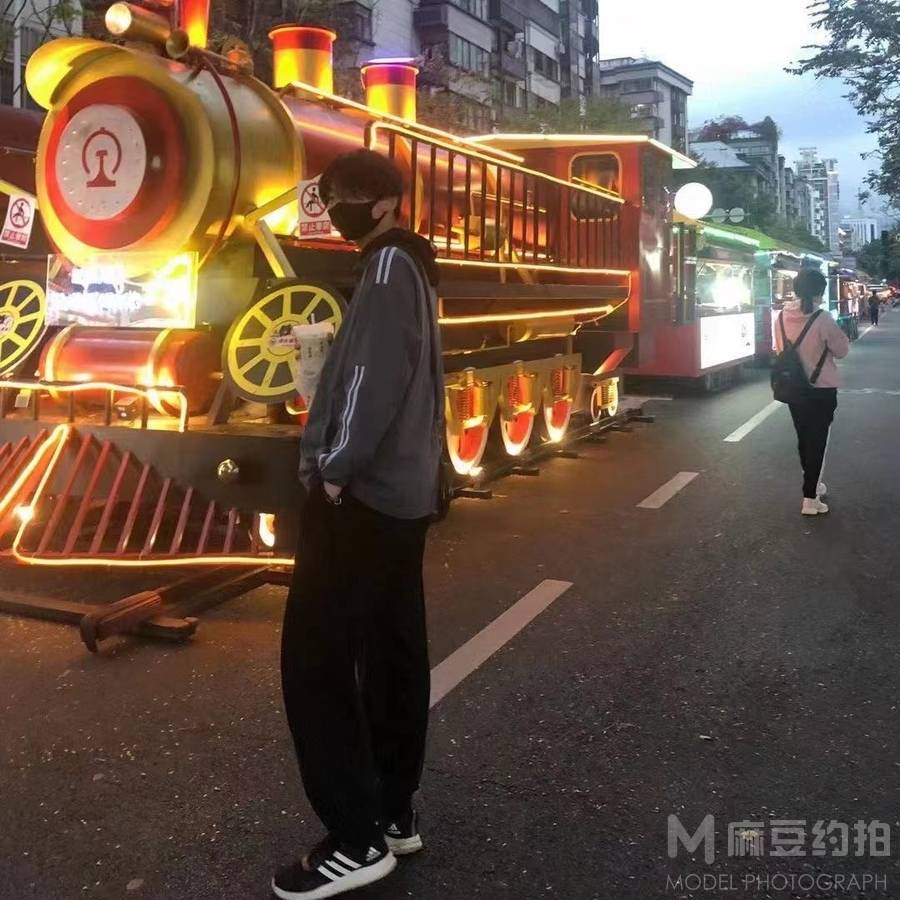 民国模特