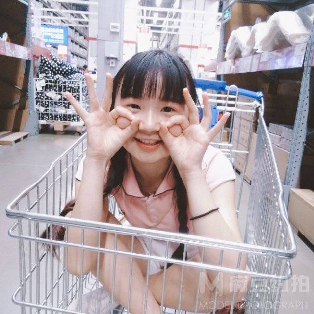 少女模特
