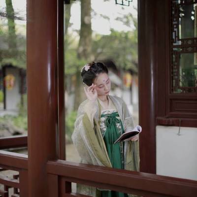 汉服模特
