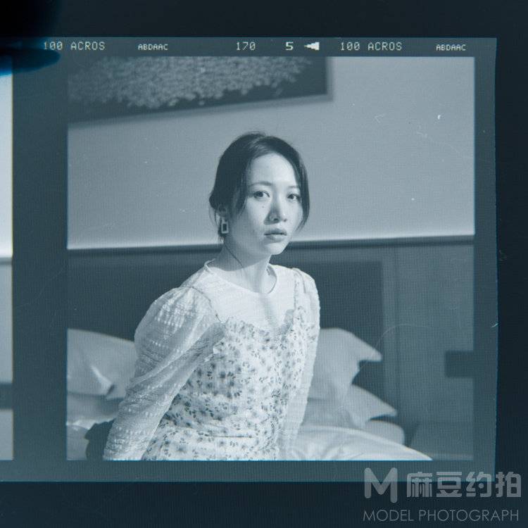 黑白模特