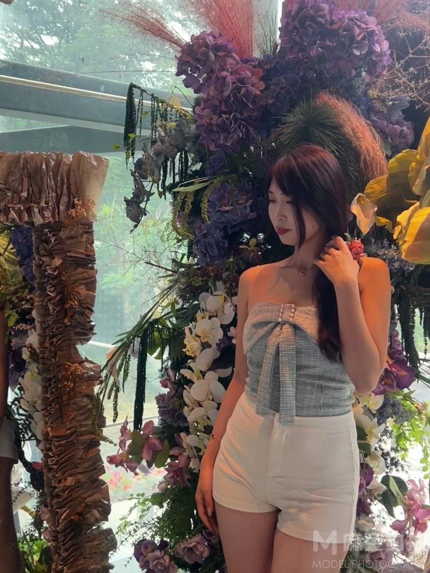清新模特
