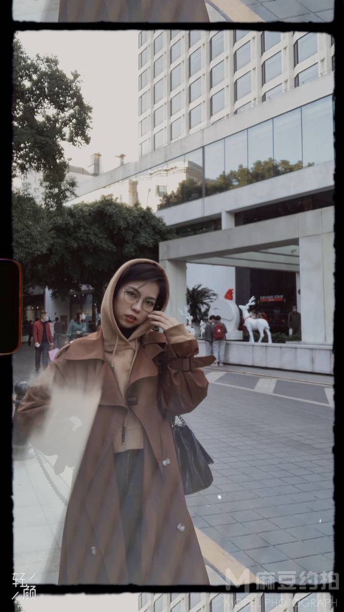 情绪模特