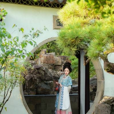 汉服模特