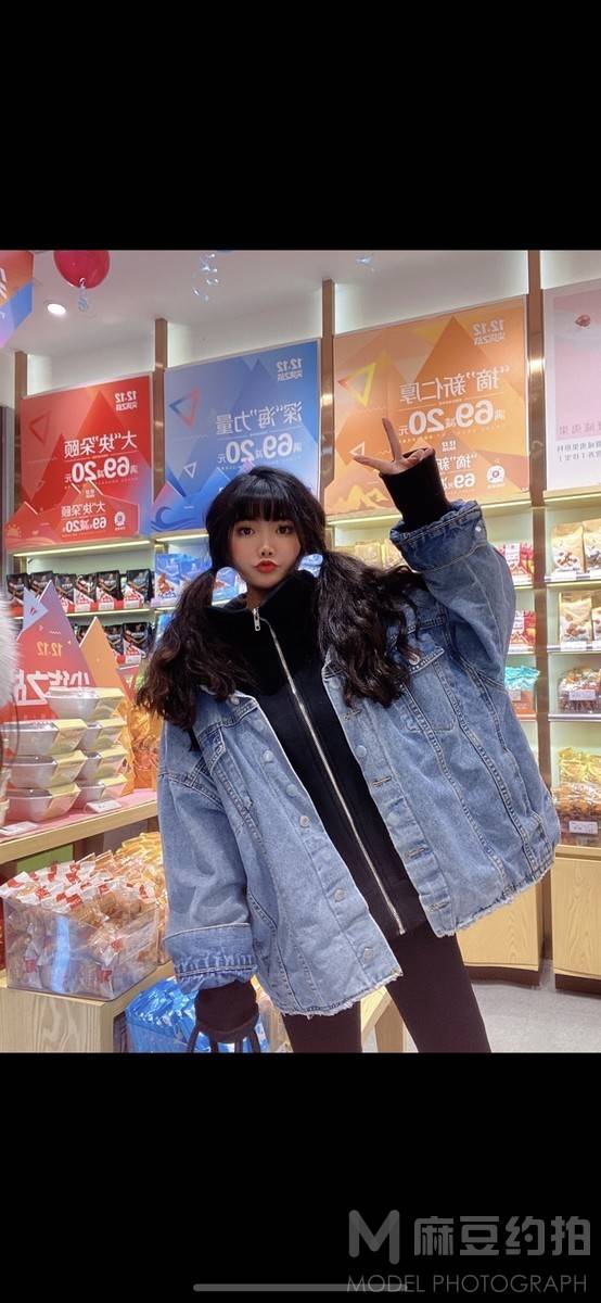 少女模特