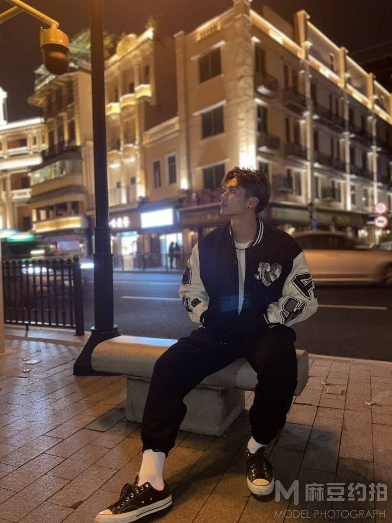 夜景模特