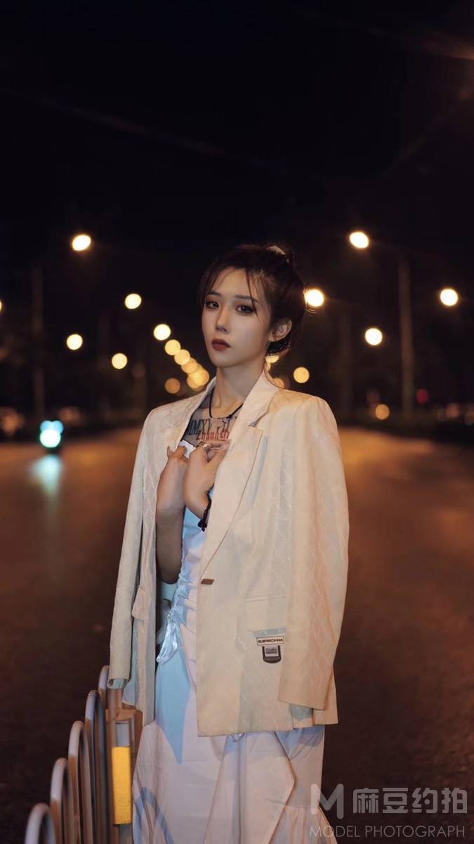 夜景模特