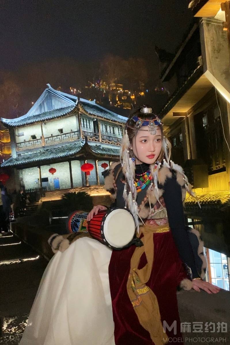 夜景模特