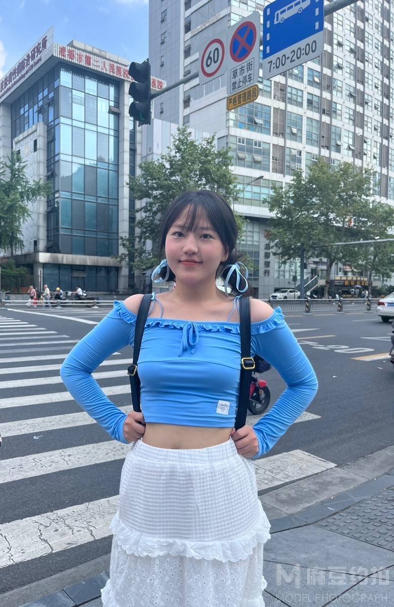 清新模特