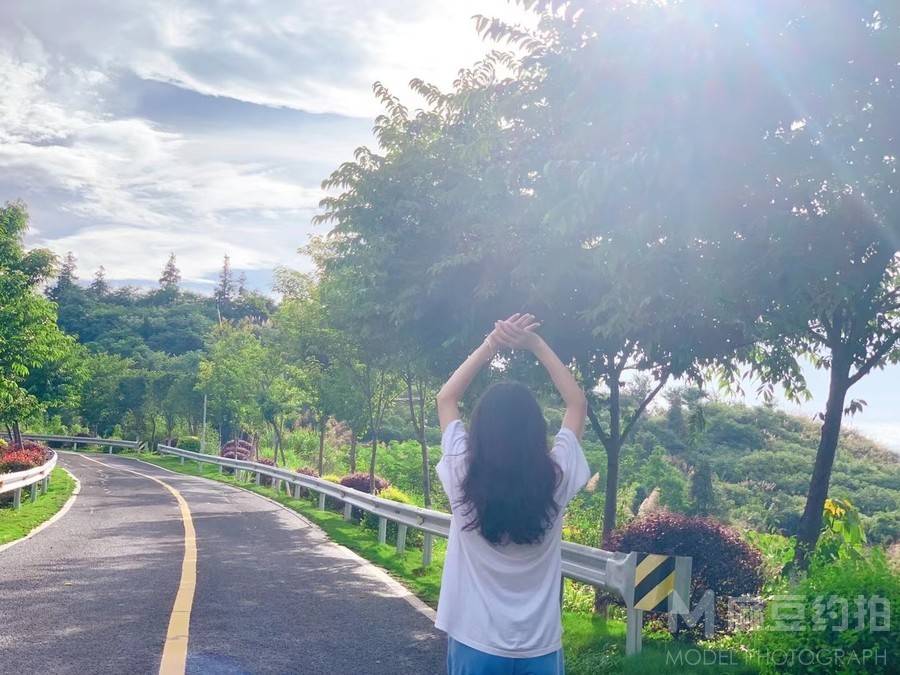 清新模特