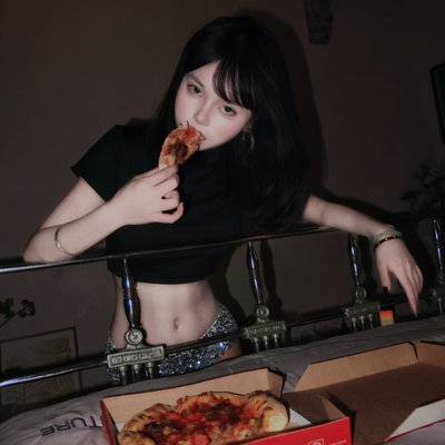 宝丽来模特
