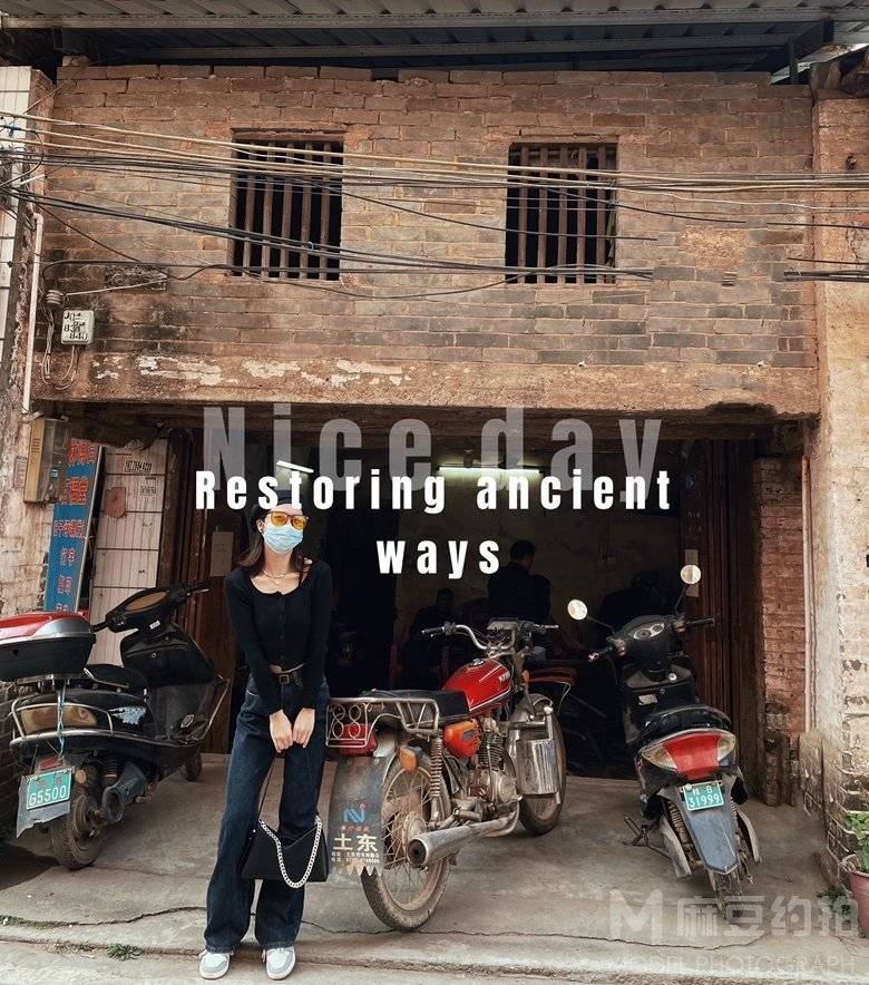 黑白模特