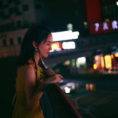 夜景模特