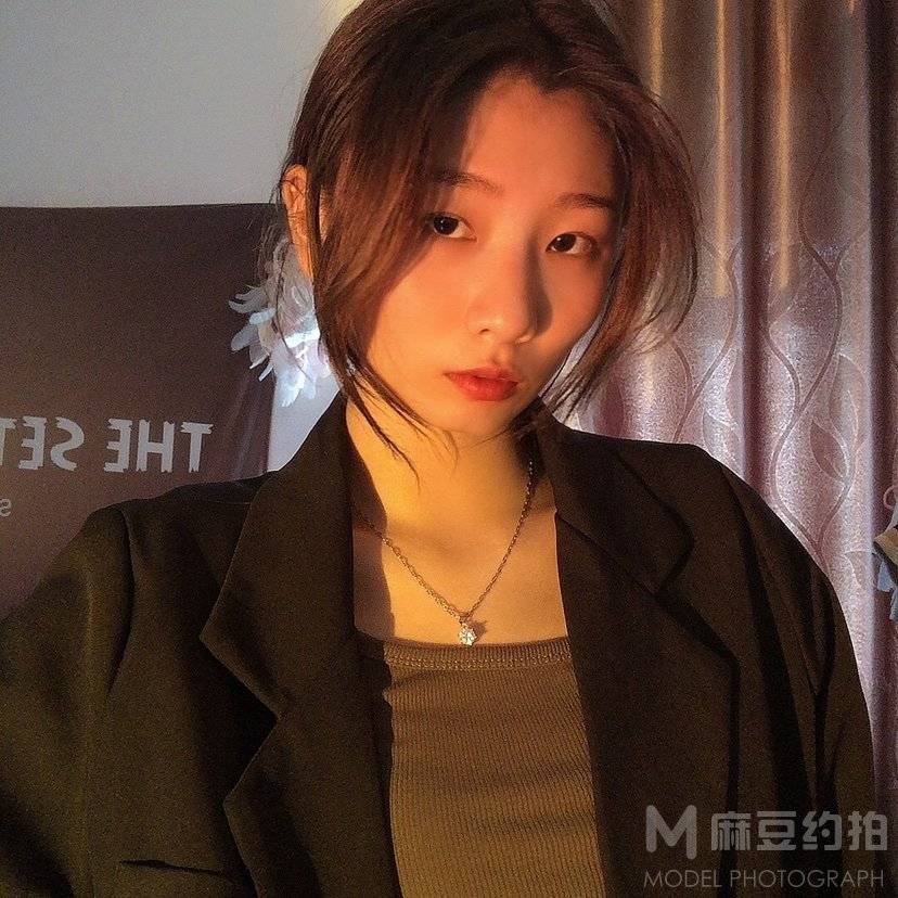 纪实模特