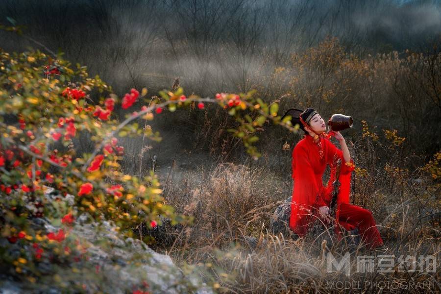 情绪模特