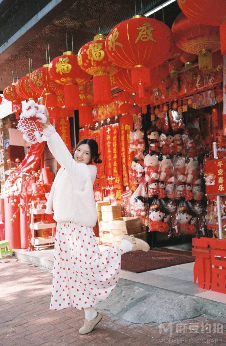 胶片模特