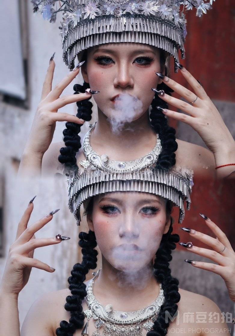 妆容模特