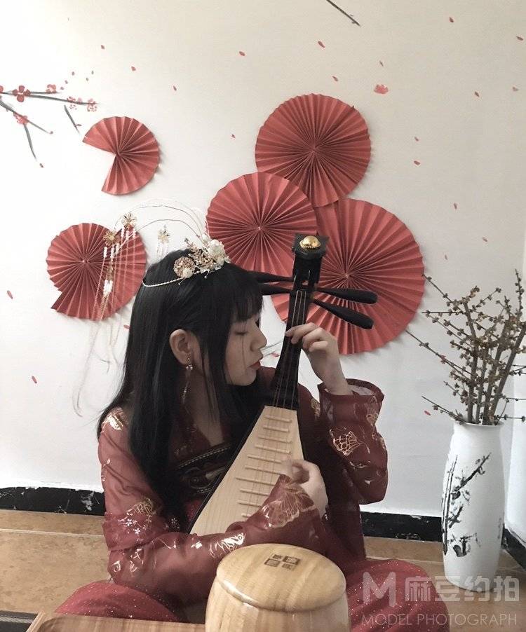 妆容模特